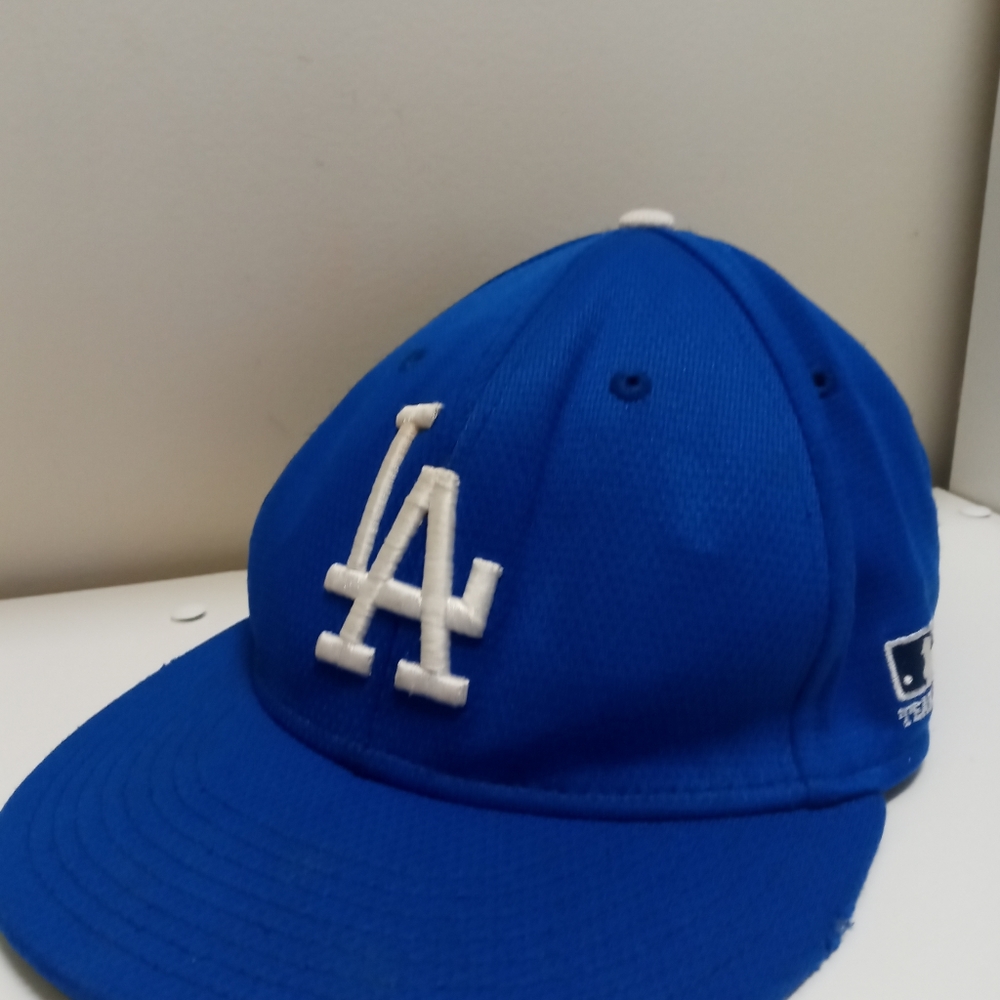 (SOLD) La MLB adjustable dad hat